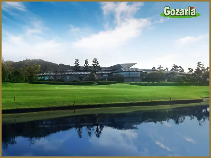 ピンクスゴルフクラブイメージ